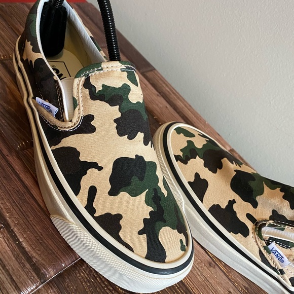 Vans.   Off the wall - Picture 4 of 13